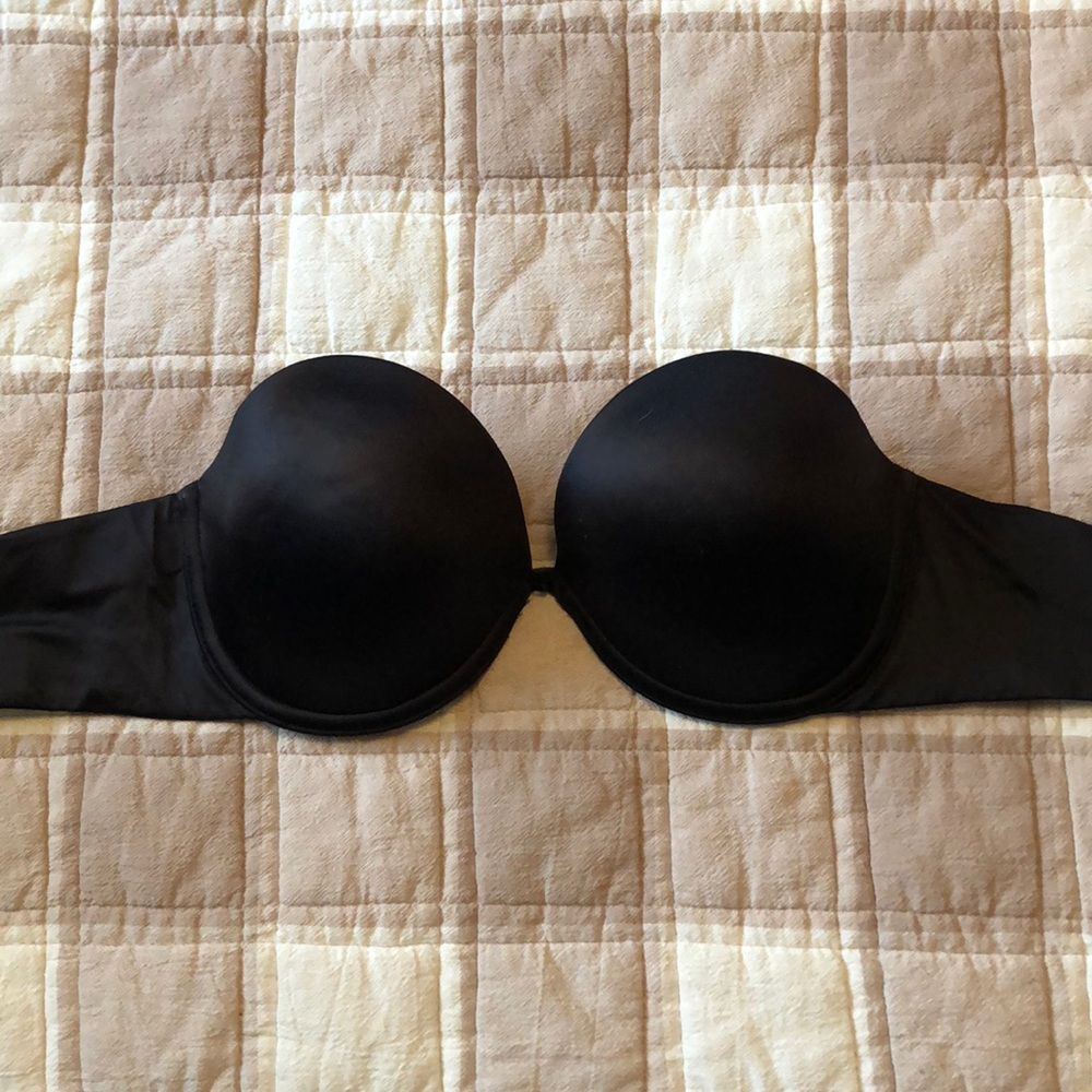 Black strapless Victoria secret bra